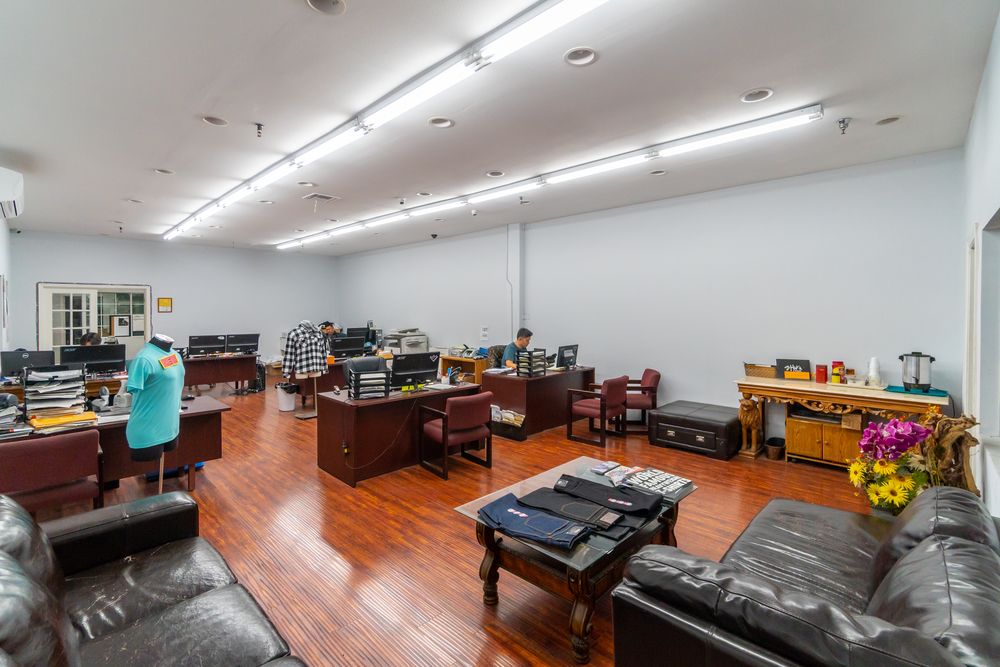 555 East Jefferson Boulevard, Los Angeles, CA 90011